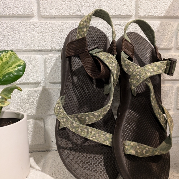 Chaco Green and Brown Sandals - Picture 1 of 5